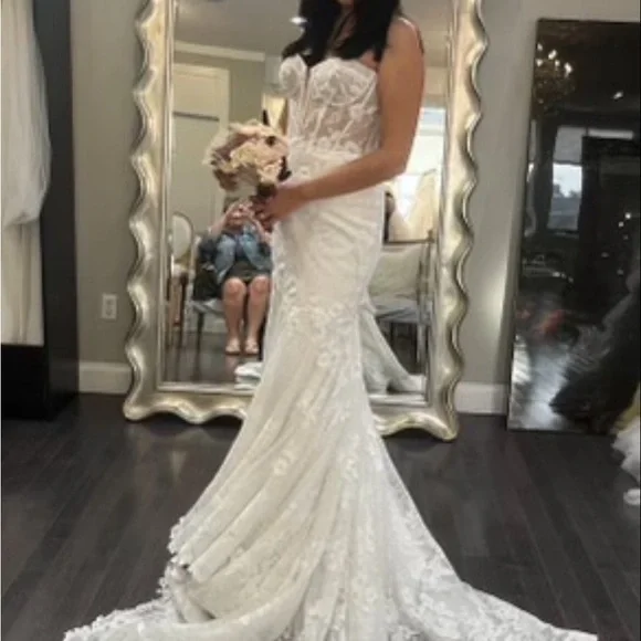 Maggie Sottero Lace Strapless Wedding Dress with Detachable Sleeves - Picture 4 of 6